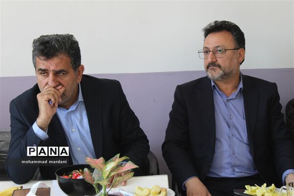 حضور سرزده نماینده مجلس شورای اسلامی از مدارس ناحیه دو ساری
