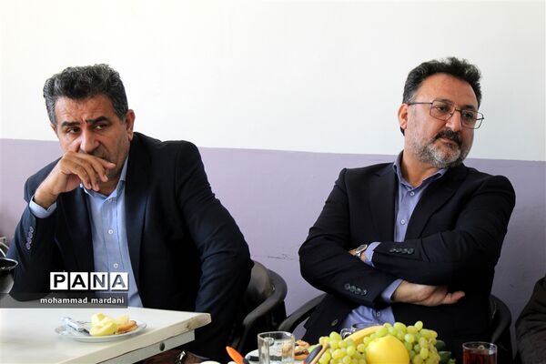 حضور سرزده نماینده مجلس شورای اسلامی از مدارس ناحیه دو ساری