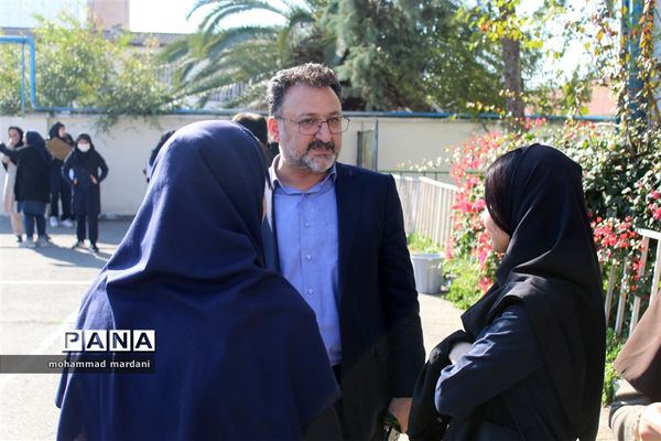 حضور سرزده نماینده مجلس شورای اسلامی از مدارس ناحیه دو ساری