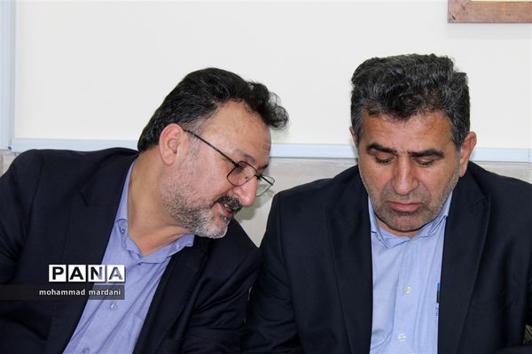 حضور سرزده نماینده مجلس شورای اسلامی از مدارس ناحیه دو ساری