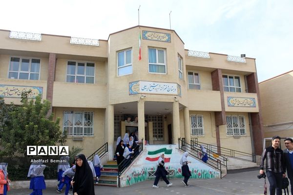 مراسم یار مهربان در مدرسه شهیدان شیخ ربیعی قم