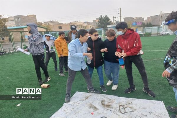 برگزاری جشنواره پرتاپ موشک در آموزشگاه شهید‌کاظمی اسلامشهر