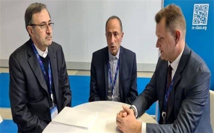 بررسی راهکار افزایش کیفیت جابه‌جایی بار و مسافر در همایش بین‌المللی «حمل‌ونقل روسیه» 