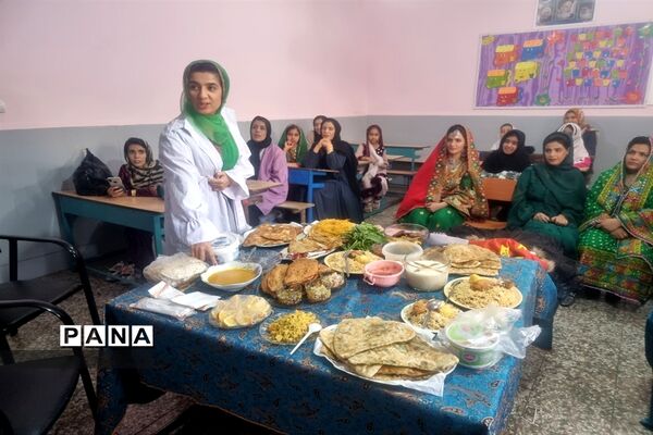 بازدید مسئولان سوادآموزی از اجرای طرح کمیساریا در مدرسه شهید‌قدرت بیگلو