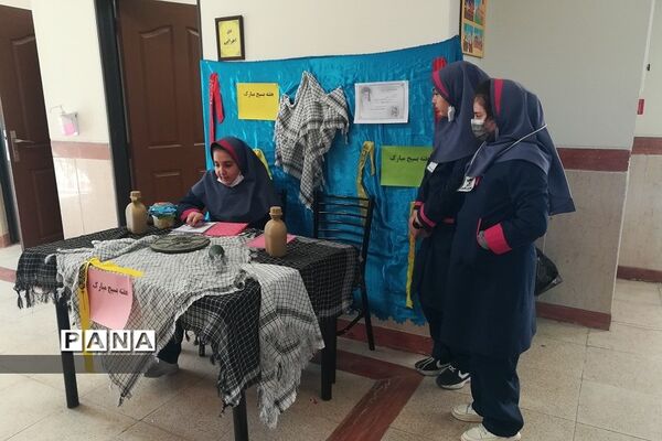 برگزاری مراسم‌ میز جذب بسیج در مدارس رودهن