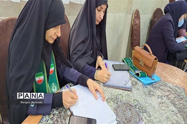 برگزاری اردوی یکروزه مربیان پیشتاز در آباده