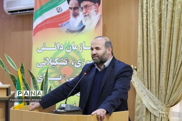 نشست هم‌اندیشی مجلس دانش‌آموزی استان سمنان -1