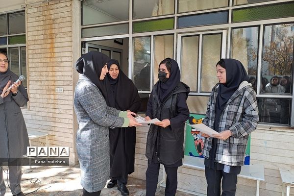 تقدیر از گروه نقاشی همگانی مدرسه نوین‌آفرین رودهن