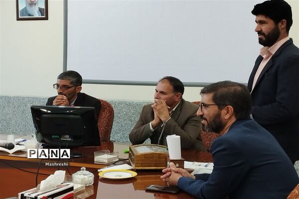 نشست صمیمی مدیر سازمان دانش‌آموزی استان اصفهان با خبرنگاران پانا کاشان