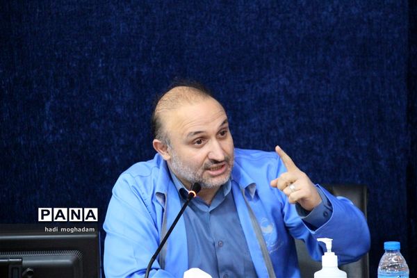 نشست ستاد برگزاری بیست و چهارمین مانور زلزله