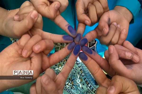 بیست و پنجمین دوره انتخابات شورای دانش‌آموزی  در مدارس آباده