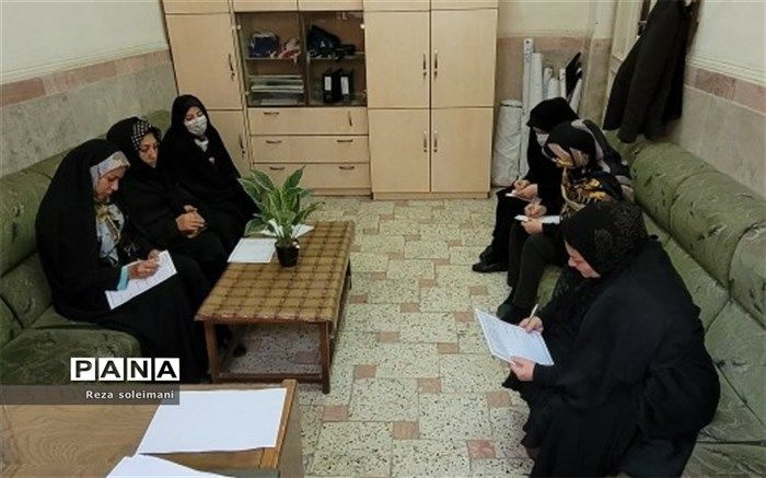 ضرورت تشویق دانش‌آموزان در امر مطالعه