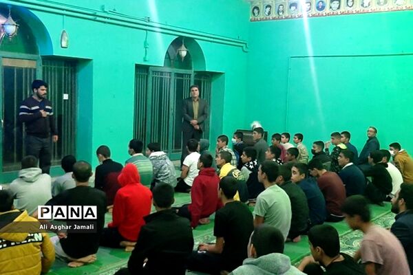 بازدید رئیس و معاونان سازمان دانش‌آموزی فارس از مدرسه شبانه‌روزی عشایری شهید بهشتی در شیراز
