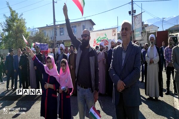 اجتماع بزرگ رفیق شهیدم در شهرستان عباس‌آباد