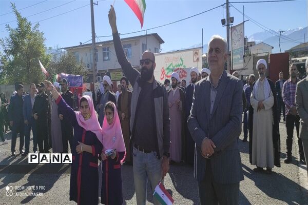 اجتماع بزرگ رفیق شهیدم در شهرستان عباس‌آباد