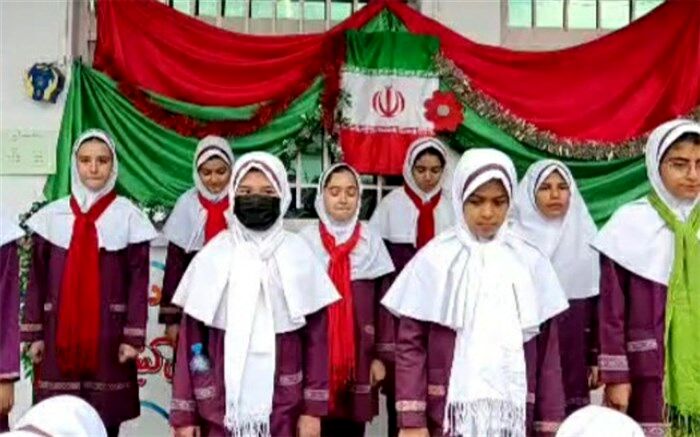 امام‌شناسی از طریق فعالیت‌های هنری تاثیر شگرفی بر دانش‌آموزان دارد/ فیلم