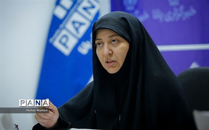 دانش‌آموزان ایرانی برای بهره‌مندی از استقلال فکری و تمدنی نیازمند بیگانگان نیستند