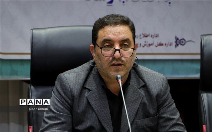 صدور احکام رتبه آموزشیار معلم و ترمیم حقوق فرهنگیان آذربایجان‌شرقی