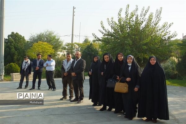 ادای احترام و گلباران مزار مطهر شهدا شهر جوادآباد
