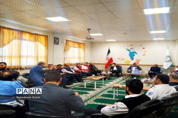 نشست رابطان اجرایی بیست و چهارمین دوره مانور های زلزله و ایمنی در مدارس