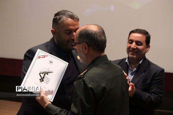 همایش هیات‌های اندیشه‌ورزی فرهنگیان در تبریز