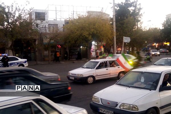 شادی مردم‌تربت جام پس از برد تیم‌ملی فوتبال کشور