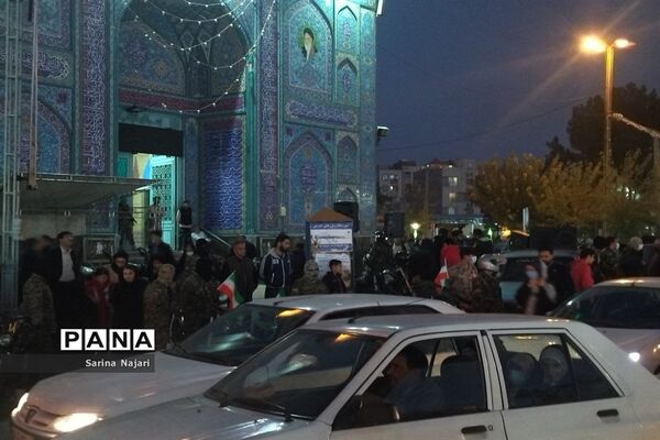 خوشحالی مردم پس از پیروزی ایران بر ولز