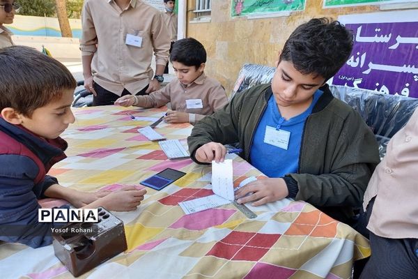 انتخابات شورای دانش آموزی در مدرسه فرهنگ کاشمر