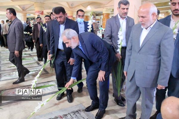 تجدیدمیثاق وزیر آموزش و پرورش با آرمان‎‌های شهدا در بوشهر