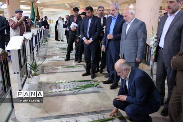 تجدیدمیثاق وزیر آموزش و پرورش با آرمان‎‌های شهدا در بوشهر