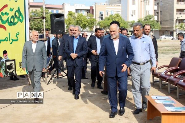 کلنگ ساخت هنرستان شهید داریوش رضایی‌نژاد در ریشهر بوشهر