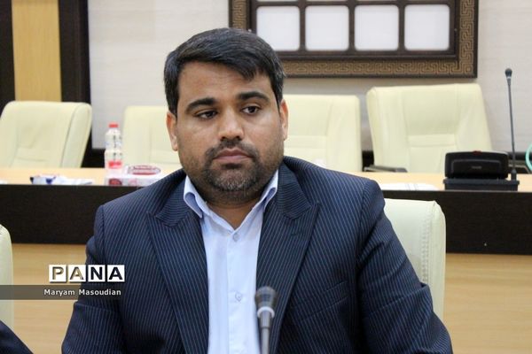 جلسه شورای آموزش و پرورش و قرارگاه عدالت تربیتی استان بوشهر با حضور وزیر آموزش و پرورش