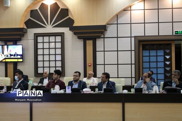 نشست صمیمی وزیر آموزش و پرورش با فرهنگیان استان بوشهر