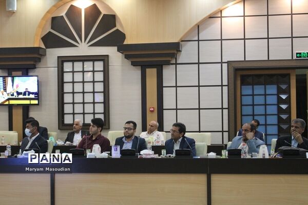 نشست صمیمی وزیر آموزش و پرورش با فرهنگیان استان بوشهر