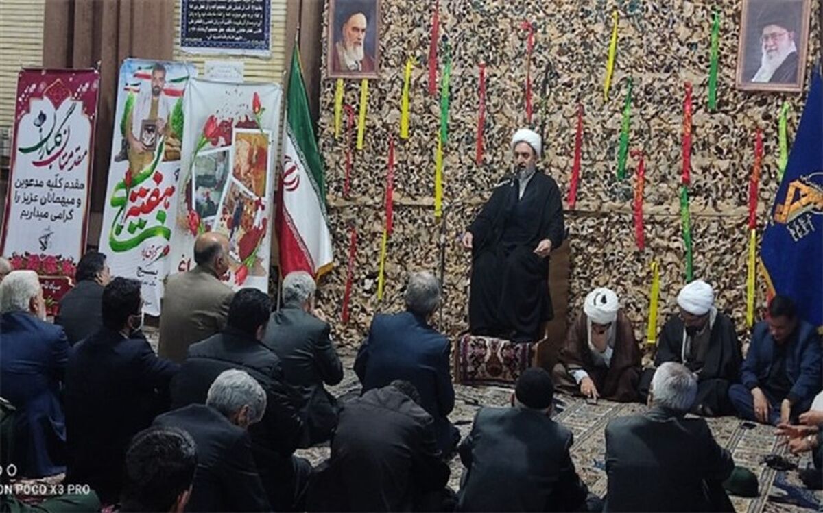 راه‌حل مشکلات کشور از مسیر ایستادگی و تکیه بر توان داخلی می‌گذرد