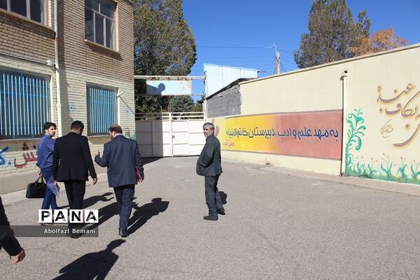 بازدید رئیس سازمان دانش‌آموزی قم از منطقه خلجستان