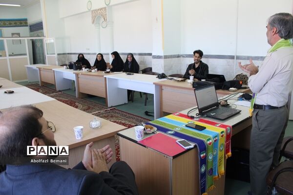 بازدید رئیس سازمان دانش‌آموزی قم از منطقه خلجستان