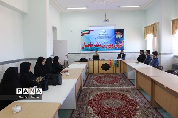 بازدید رئیس سازمان دانش‌آموزی قم از منطقه خلجستان