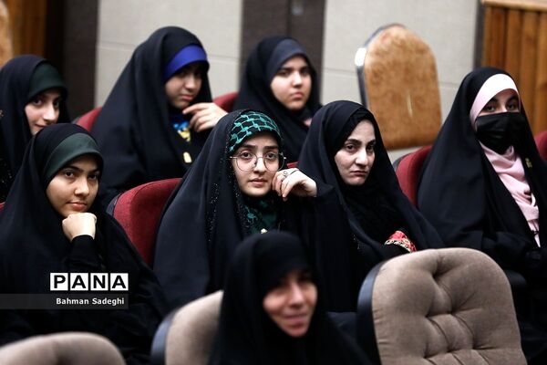 افتتاحیه هشتمین اجلاسیه مجمع عالی بسیج دانش‌آموزی
