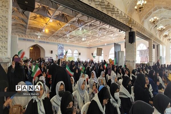 حضور پرشکوه دانش‌آموزان کاشمری در همایش بزرگ اقتدار بسیج