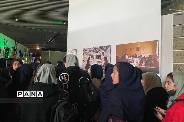 اردوی باغ موزه دفاع مقدس دانش‌آموزان مدرسه مهر آفرین رودهن