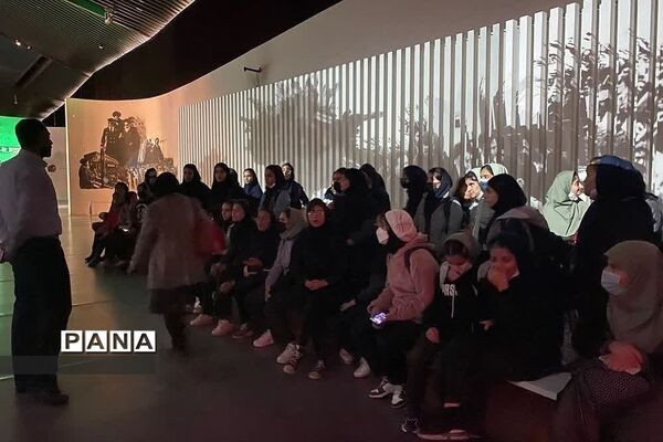 اردوی باغ موزه دفاع مقدس دانش‌آموزان مدرسه مهر آفرین رودهن