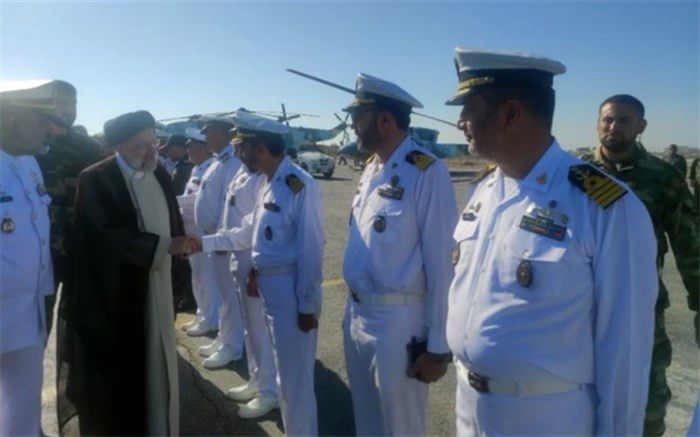 ‌حضور رئیس‌جمهوری در منطقه دوم دریایی ولایت‌ نداجا در بندر جاسک‌