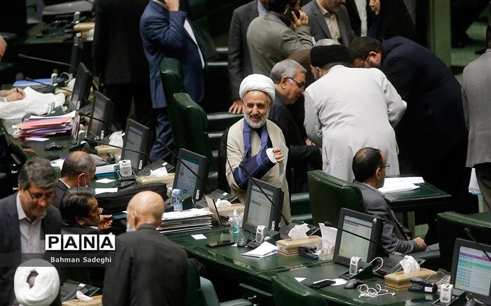 همه کارگران ساختمانی بیمه می‌شوند