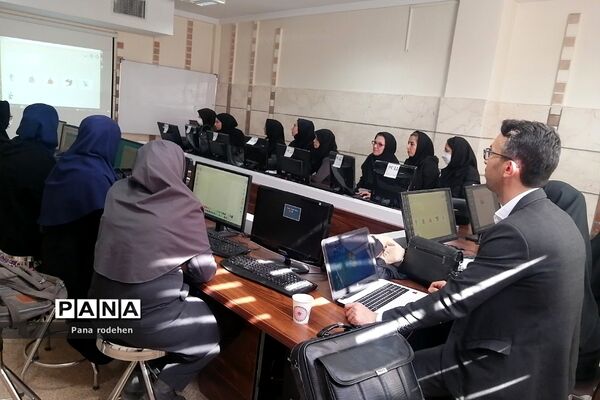 برگزاری کارگاه سواد رسانه‌ای در آموزش و پرورش رودهن