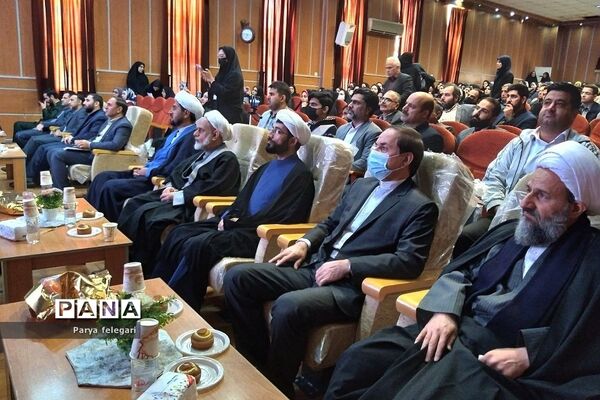 همایش تجلیل از همکاران فرهنگی به‌مناسبت هفته تربیت‌اسلامی در شهرستان قرچک