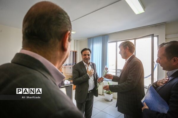 تقدیر معاون پرورشی و فرهنگی وزیر آموزش و پرورش از کارکنان سازمان دانش‌آموزی به مناسبت هفته امور تربیتی و تربیت اسلامی