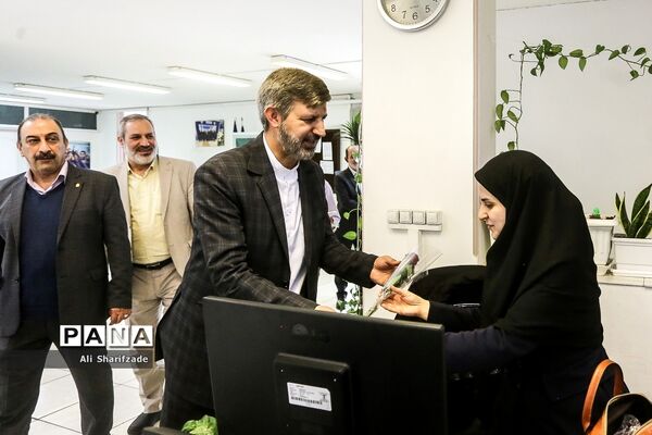 تقدیر معاون پرورشی و فرهنگی وزیر آموزش و پرورش از کارکنان سازمان دانش‌آموزی به مناسبت هفته امور تربیتی و تربیت اسلامی