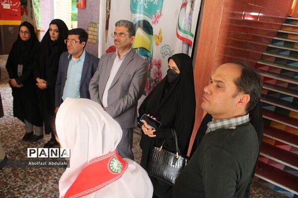 سپاس مربی توسط دانش‌آموزان پیشتاز استان بوشهر