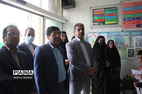 سپاس مربی توسط دانش‌آموزان پیشتاز استان بوشهر